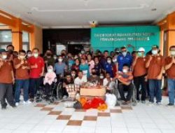 Sambut HUT dan Hari Raya Nyepi, WHDI NTT Berbagi dengan Pemulung dan Anak Disabilitas