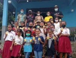 PT Nestle Berikan Susu Gratis Bagi 12.000 Anak SD di Ende