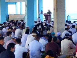 1.000 Orang Ikut Salat Id di Masjid Nurul Hidayah, Ini Khotbah Ustad Dahrul