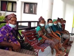 Warga Desa Oenain Adukan Kades ke Bupati, Ketahuan Selingkuh dan Tak Lagi Berkantor