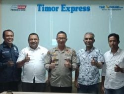 Kunjungan Silaturahmi ke TIMEX, Kabid Humas Polda NTT Singgung Bermotor Tak Pakai Sendal