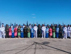 Lanal dan Kodim Rote Ndao Tabur Bunga Peringati HUT TNI