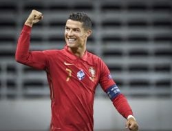 Megabintang Cristiano Ronaldo Tetap Moncer, Jadi Pemain Pertama Cetak Gol di 5 Piala Dunia