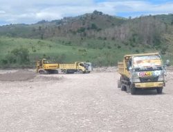 Tambang Pasir dan Batu Ilegal di Perbatasan RI-RDTL Luput dari Pantauan Polisi, Masyarakat Ancam Lapor Kapolda NTT