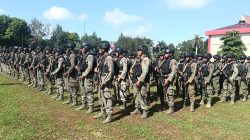Kirim 105 Personil, Kapolda NTT: Harus Menangkan Hati Masyarakat Papua