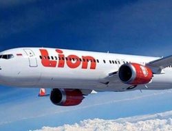 Breaking News, Pesawat Lion Air Tabrak Atap Garbarata Bandara Mopah Merauke