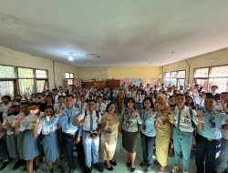 Antusiasme Siswa Ramaikan Imigrasi Goes to School di SMAN 6 Kupang