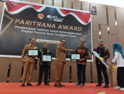 Sumba Tengah Terima Penghargaan Paritrana Award