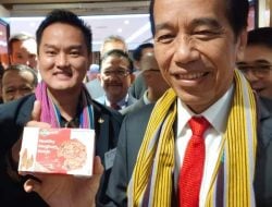 Bertemu Presiden Jokowi di Australia, Bobby Lianto Tunjukkan Produk La Moringa Berbahan Sorgum