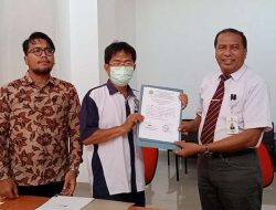 Dr. Melkisedek Taneo Ikut Daftar Jadi Calon Dekan FKIP