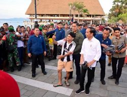 Tiba di Kupang, Jokowi Sapa Masyarakat Kelapa Lima