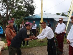 HPN di desa Wae Lolos, Wartawan Disambut Seremoni Adat
