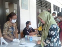 Perangi Narkoba dengan Tes Urine