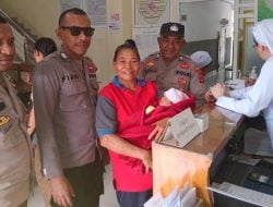 Temukan Bayi di Depan Pintu Panti Asuhan