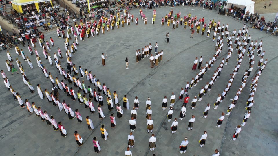 Semana Santa di kabupaten Flires Timur dan tarian saat festival gilo koe Labuan bajo. IST