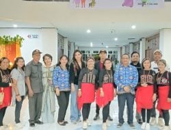 Lansia Kolhua Juara I Lomba Line Dance