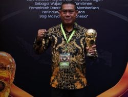 Kota Kupang Raih Penghargaan UHC Awards