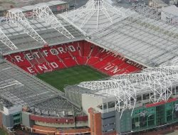 Khawatir Kehilangan Sejarah Old Trafford