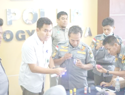 Bea Cukai Ajak Masyarakat Gempur Rokok Ilegal