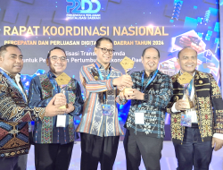 NTT Raih 3 Penghargaan Terbaik TP2DD,Sebagai Tim Percepatan dan Perluasan Digitalisasi Daerah