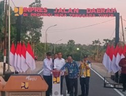 Jokowi Taklukan Naioni Demi Jalan 5,5 KM