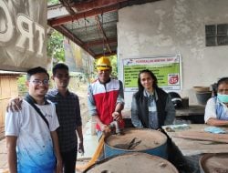 Pertamina Patra Niaga Bantu 1.400 Liter Mitan ke Posko Erupsi Lewotobi