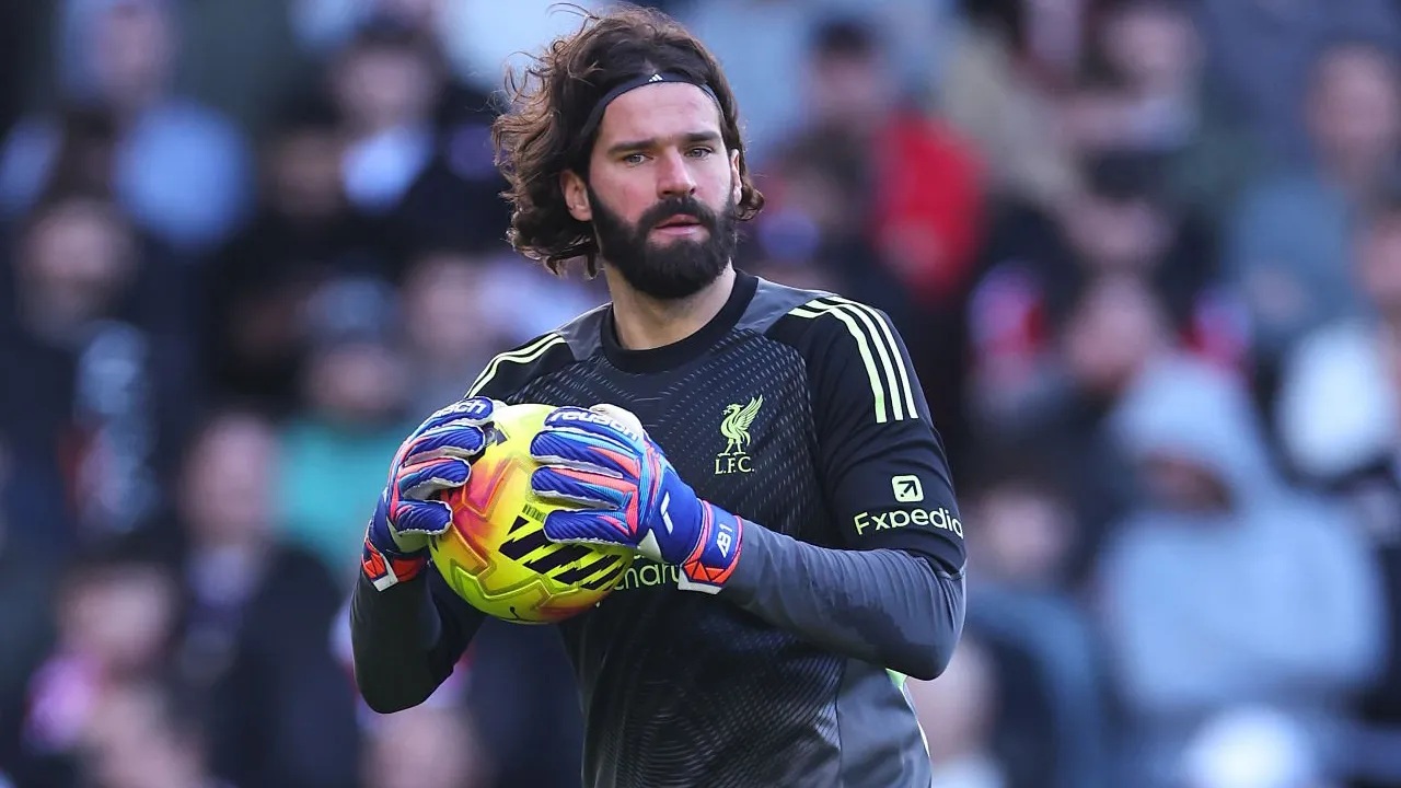 Juventus Mulai Negosiasi Gaet Kiper Handal Liverpool - Timex Kupang